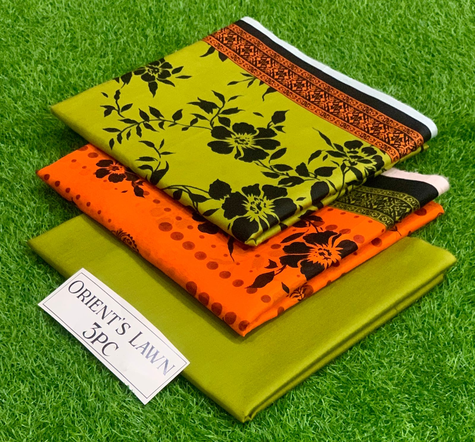 3 Piece Unstitched Lawn Suits