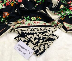 Khaddar suits for women in Pakistan