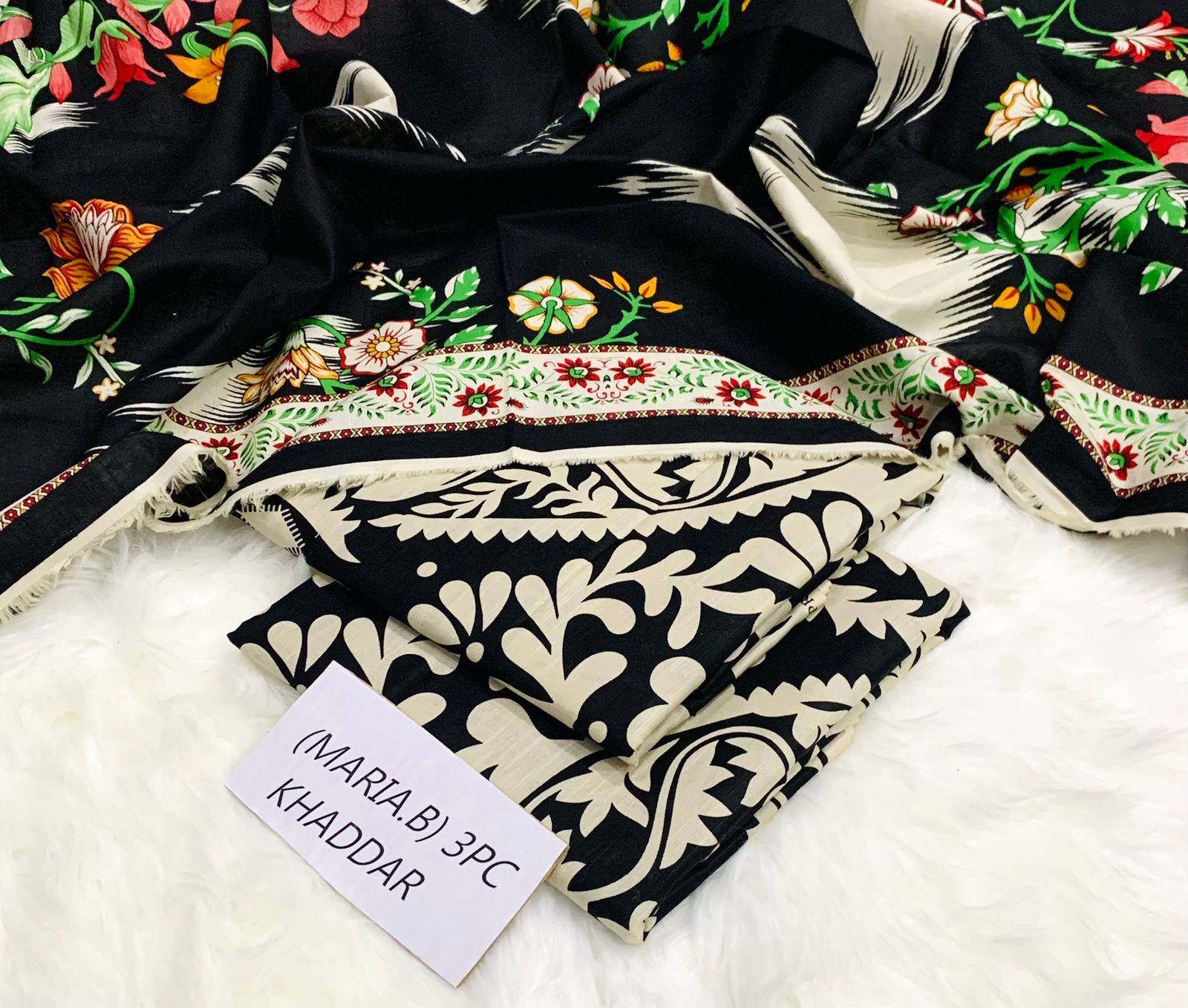 Khaddar suits for women in Pakistan