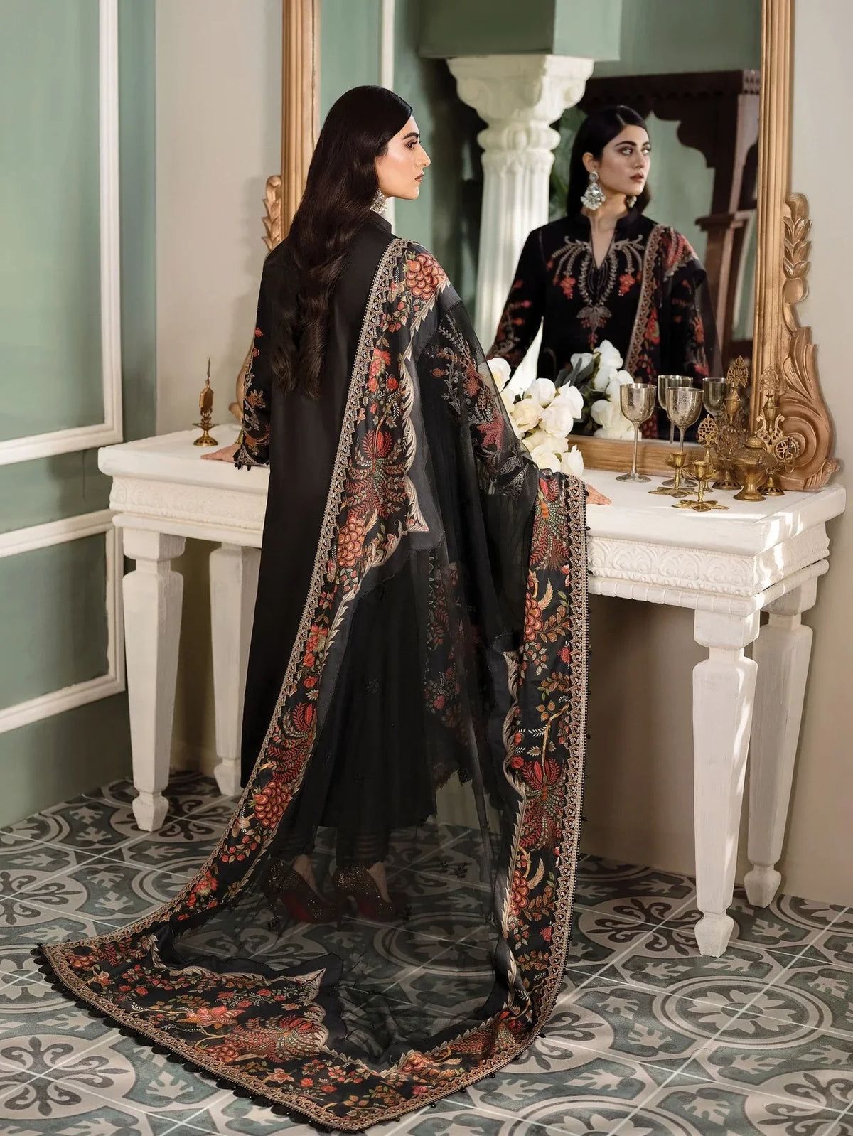 Maria B Lawn Collection Pakistan
