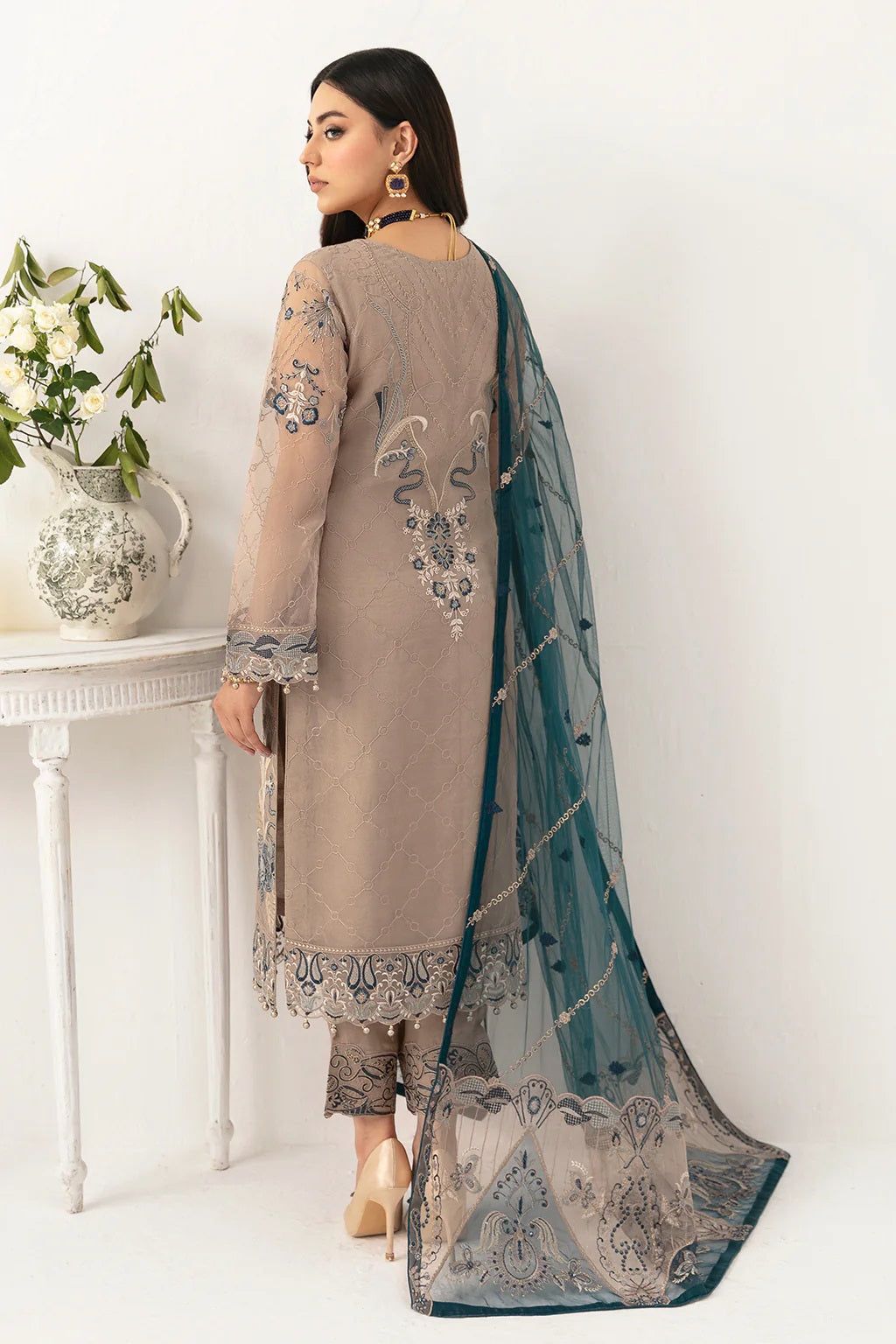 chiffon suit with net dupatta