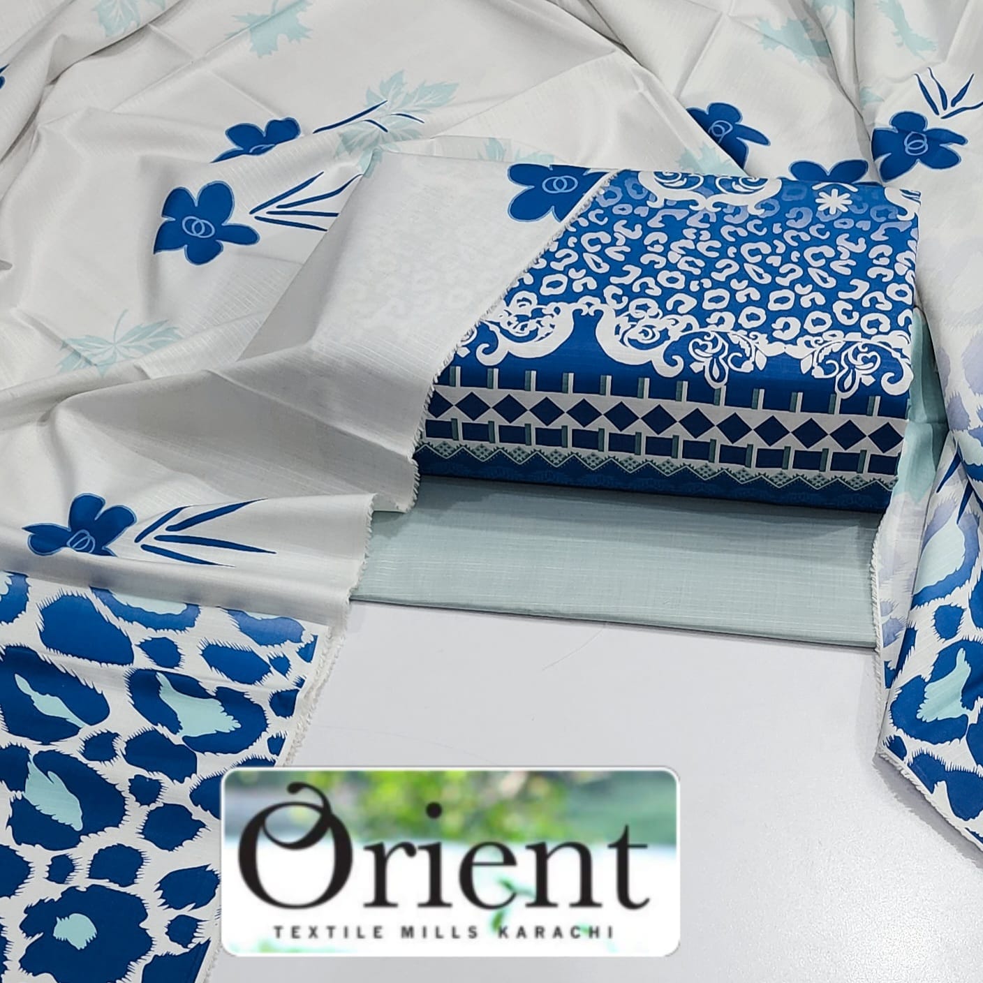 Bana Dora linen suit